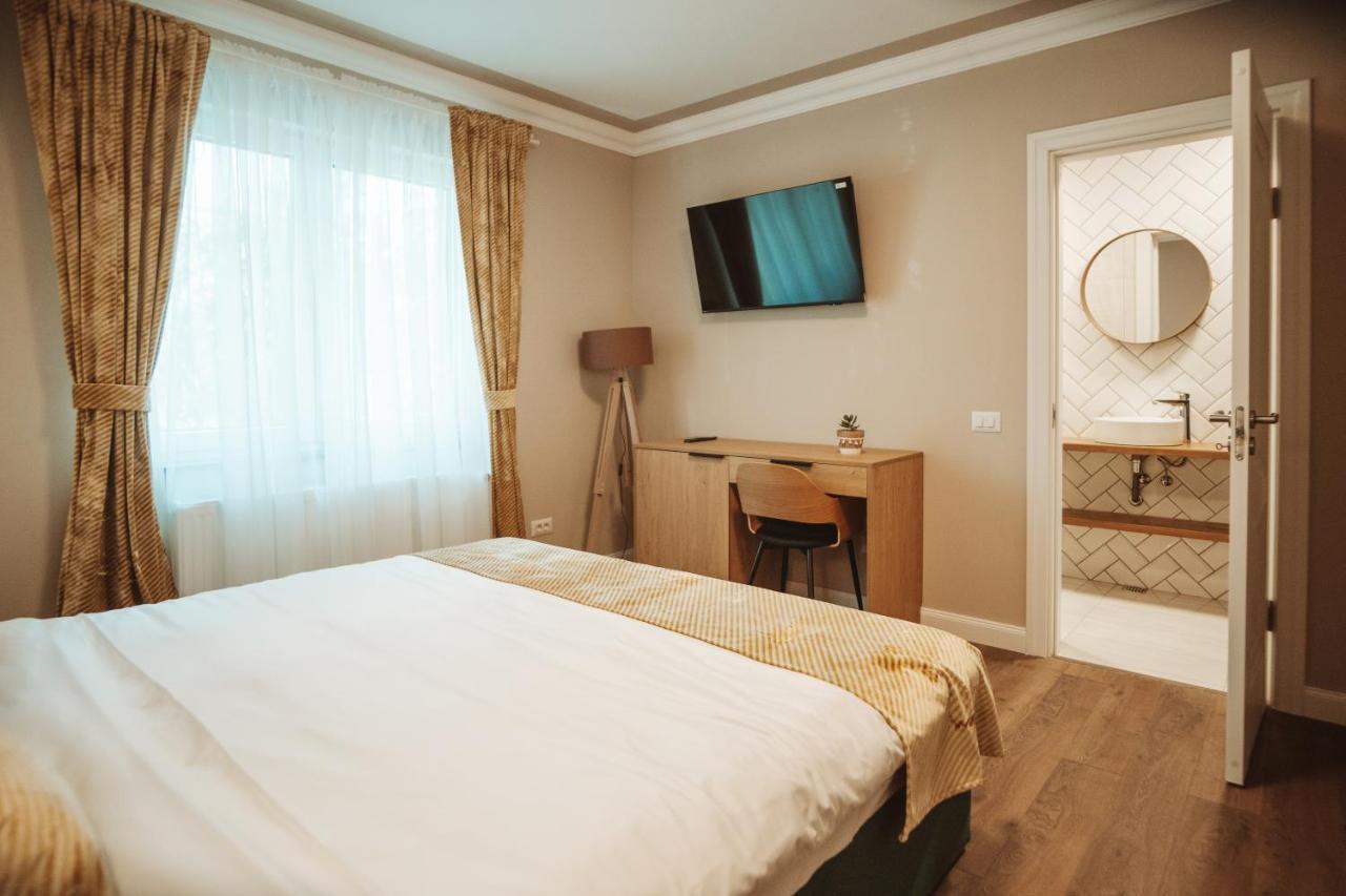 קאמפולונג מולדובנסק B59 Boutique Hotel מראה חיצוני תמונה