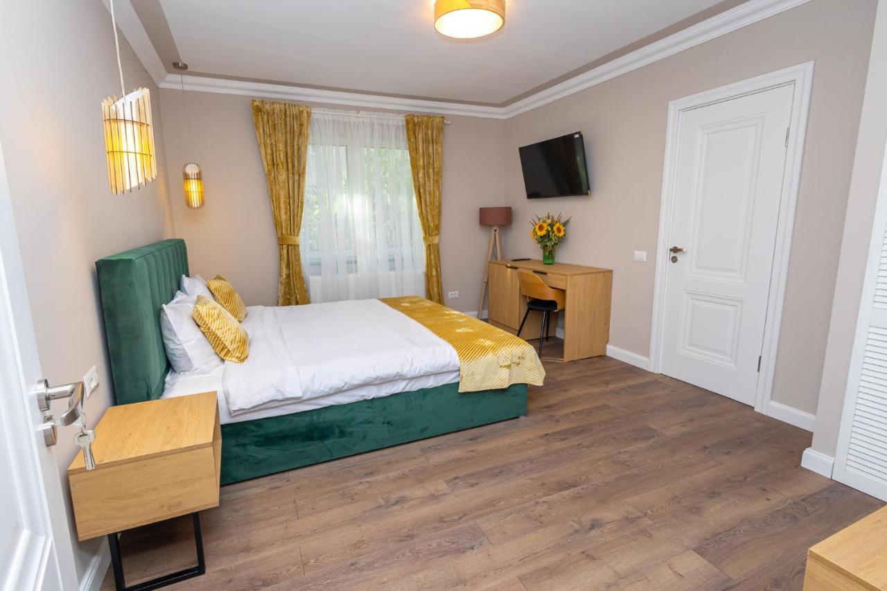 קאמפולונג מולדובנסק B59 Boutique Hotel מראה חיצוני תמונה