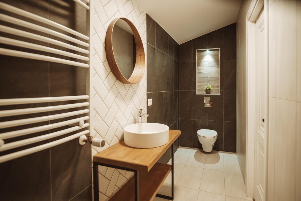 קאמפולונג מולדובנסק B59 Boutique Hotel מראה חיצוני תמונה