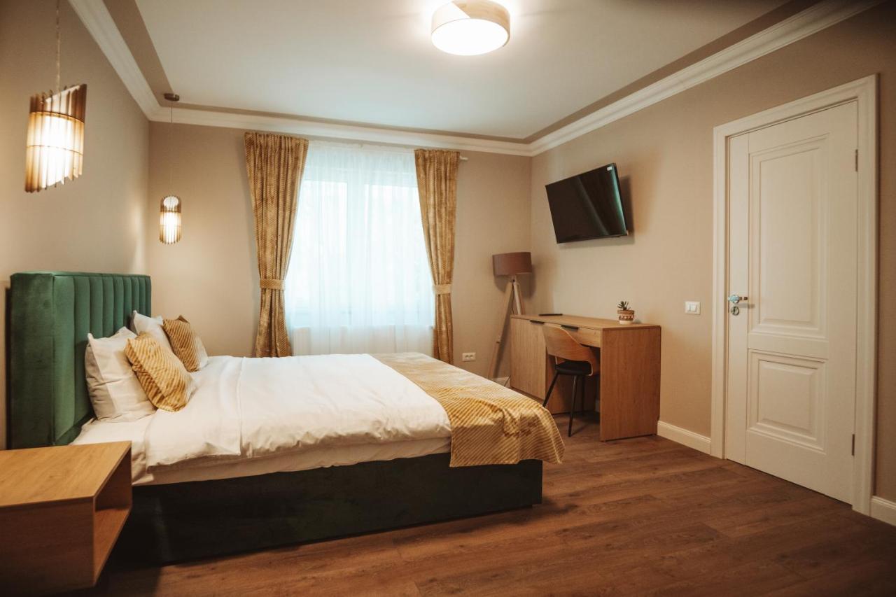 קאמפולונג מולדובנסק B59 Boutique Hotel מראה חיצוני תמונה